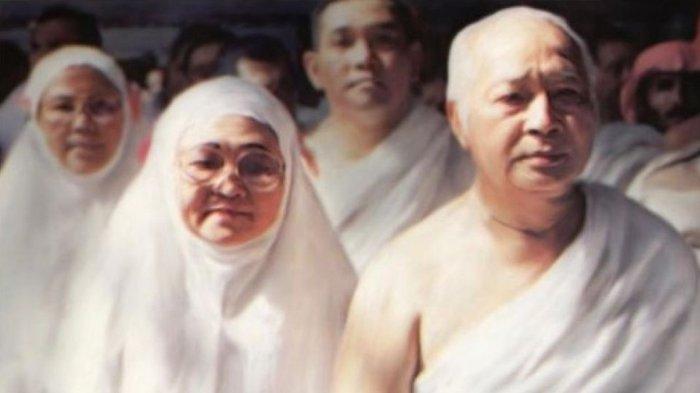 Presiden Soeharto dan keluarga melaksanakan ibadah haji pada 1991. (Twitter Tutut Soeharto)