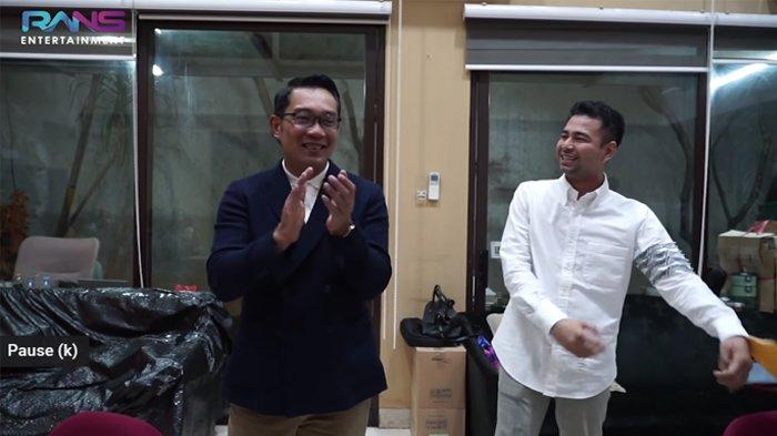 Raffi Ahmad (kanan) bersama Gubernur Jawa Barat, Ridwan Kamil (kanan)