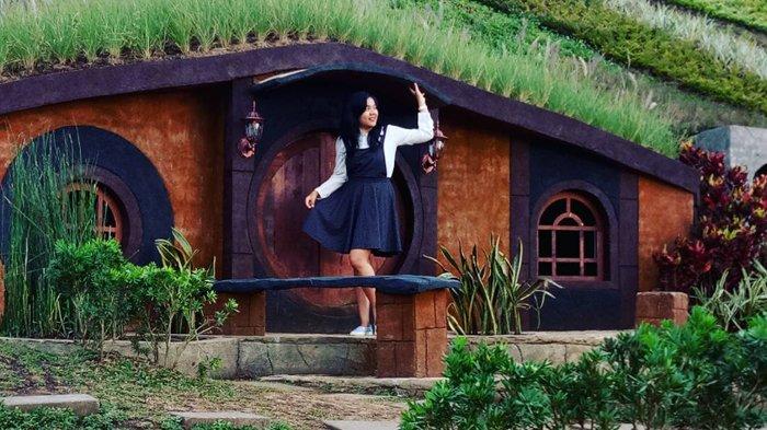 Rumah hobbit di Taman Kelinci Malang