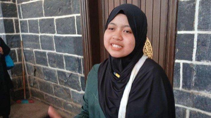 Sosok Alfina Jemaah Haji Termuda dari Semarang, Sudah Nabung Sejak TK, Berangkat Saat Usia 18 Tahun