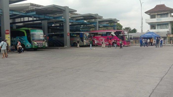TERMINAL ARJOSARI : Seorang perwira TNI AL berinisial A dikeroyok oleh 6 preman Termnial Arjosari, Kamis (26/6/2025) pukul 19.30 WIB. Perwira TNI AL tersebut mengalami luka di kepala, wajah dan mata.