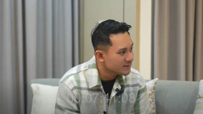 Suami Meylisa Zaara, RK Atok panik saat dokter Richard Lee membaca isi chatnya dengan pria yang diduga selingkuhannya. (Tangkapan layar YouTube dr. Richard Lee, MARS)