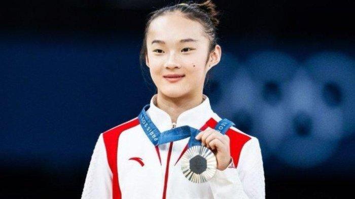  Zhou Yaqin, atlet China peraih Perak Olimpiade Paris 2024, pulang langsung bantu ibu di warung makan (Instagram/@Sportbible)