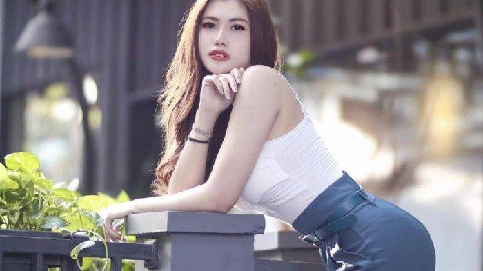 Akun Instagram Melda Rosita, Model Majalah Dewasa yang Viral karena