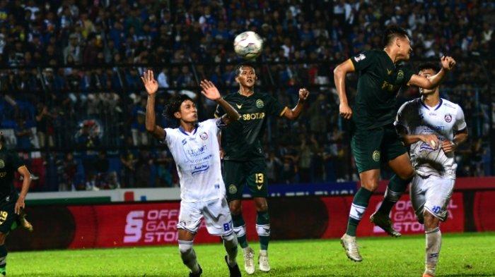 DOK. Pertandingan Arema FC vs Persikabo Bogor dalam laga lanjutan grup D Piala Presiden 2022 di Stadion Kanjuruhan, Kabupaten Malang, Minggu (19/6/2022). Arema FC berhasil unggul atas Persikabo dengan skor tipis 1-0.