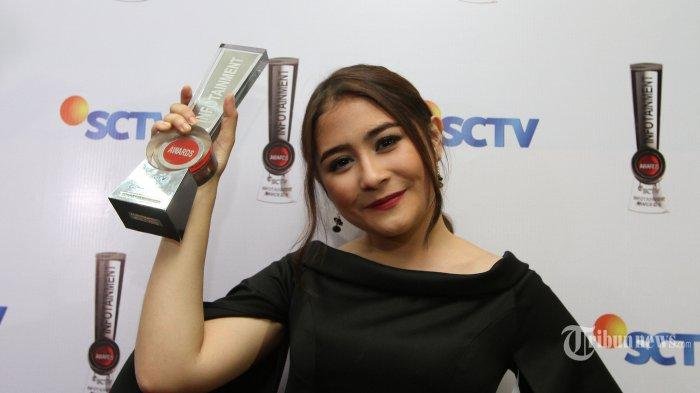 Prilly Latuconsina.