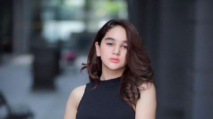 Artis FTV, Hana Hanifah