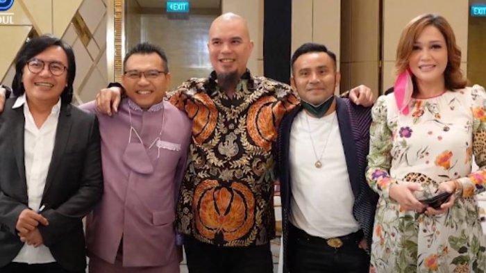 Maia Estianty foto bersama Ahmad Dhani, Anang, Judika dan Ari Lasso