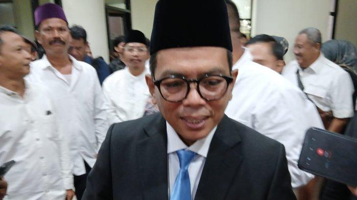 Gubernur Banten Andra Soni berdiskusi dengan para kepala OPD