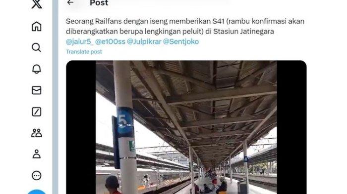 Tangkapan layar anak tiup peluit keberangkatan kereta.(X)