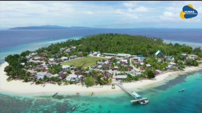 Wisata Pulau Saminyamau