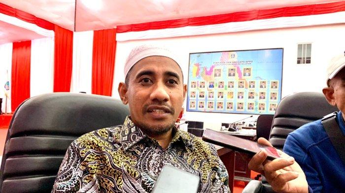Ketua Komisi I DPRD Halmahera Selatan, Maluku Utara, Sagaf Hi. Taha ketika memberi tanggapan soal seleksi 15 JPTP, Rabu (29/5/2024).