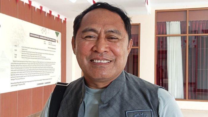 SANKSI - Sekretaris BK DPRD Maluku Utara, Iksan Subur, mengaku telah memeriksa AYM pada Senin (3/3/2025) yang berlangsung di kantor DPRD Malut di Sofifi dalam kasus dugaan perselingkuhan.