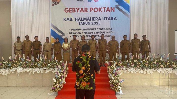 PELANTIKAN: BKKBN Maluku Utara lakukan pengukuhan Duta Genre Desa, Geraklan Ayo Ikut BKB/Posyandu di Halmahera Utara, Jumat (11/8/2023).