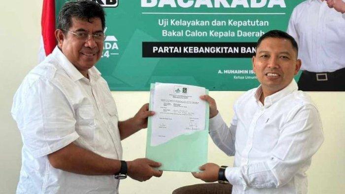 PILKADA: Bacabup Halmahera Selatan, Maluku Utara, Bahrain Kasuba (kiri) ketika pose bersama anggota Des Pilkada DPP PKB usai ikut UKK. PKB Halmahera Selatan respons hal tersebut, Selasa (13/8/2024)