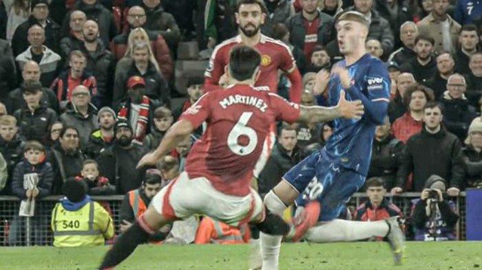 Bek Manchester United, Lisandro Martinez, tekel horor gelandang serang Chelsea, Cole Palmer.