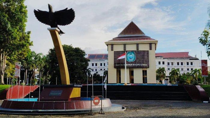 DAK OPD - Kantor Gubernur Maluku Utara. DAK tiga OPD di Pemprov Maluku Utara dihapus pada tahun ini, Rabu (5/2/2025). (Foto: Tribunternate.com/Sansul Sardi). 