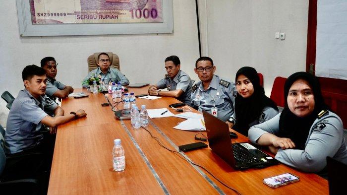 PROGRAM: Kanwil Kemenkum Malut mengikuti Technical Meeting Penyampaian Target Kinerja Program Kekayaan Intelektual di Wilayah Tahun 2025 secara virtual, Selasa (4/2/2025)