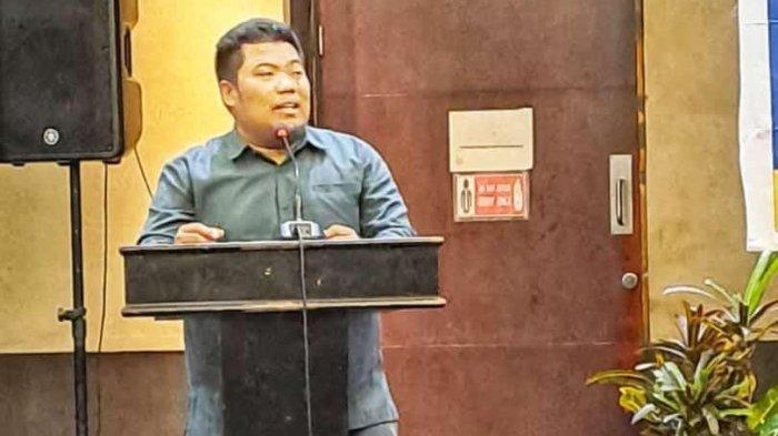 Kepala Dinas Ketenagakerjaan dan Transmigrasi Maluku Utara, Marwan Polisiri
