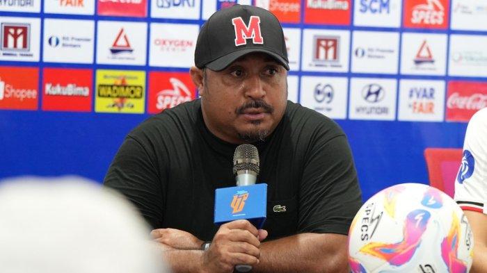 KOMPETISI: Pelatih Malut United Imran Nahumarury pada salah satu sesi jumpa pers di Liga 1 2024-2025.