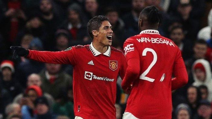 Pemain Manchester United, Raphael Varane dan Aaron Wan-Bissaka
