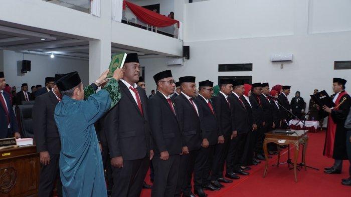 Suasana Pengambilan Sumpah/Janji Anggota DPRD Kota Tidore Kepulauan periode 2024-2029, Selasa (17/9/2024).