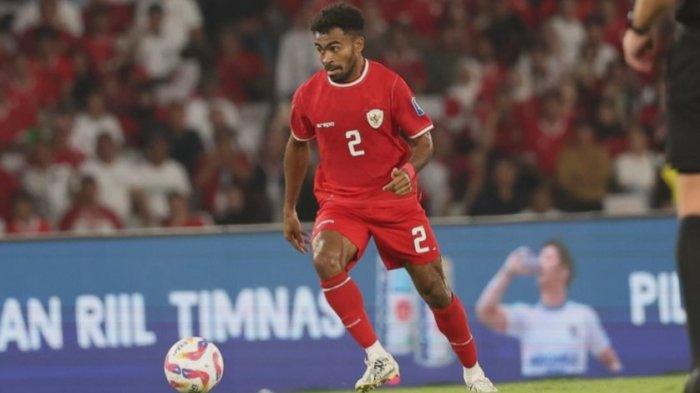 Pilar Malut United, Yakob Sayuri saat berseragam Timnas Indonesia