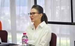 KEBIJAKAN - Gubernur Maluku Utara Sherly Laos. Ia mengancam akan menon job pejabat yang bermasalah, Senin (14/4/2025).