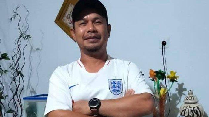 KOMPETISI: Ketua Umum The Salawaku Iksan Do Yasin. Ia berharap Malut United bisa kalahkan Semen Padang dalam lanjutan Liga 1 2024-2025 pekan ke 21