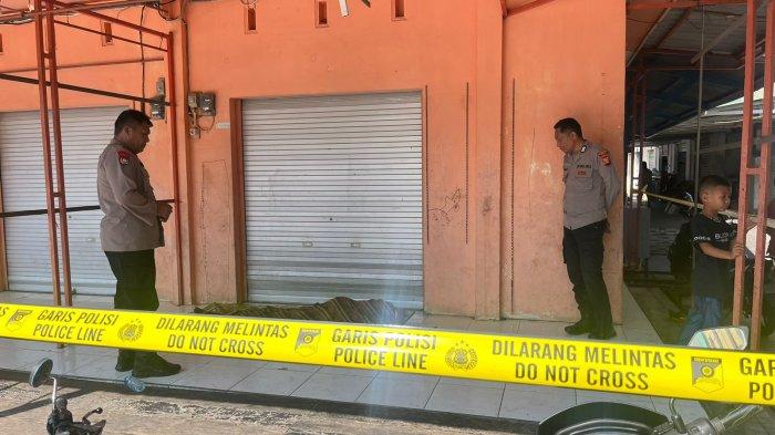PERISTIWA: Lokasi penemuan jasad di salah satu ruko Pasar Gamalama, Ternate Tengah, Kota Ternate, Maluku Utara, Rabu (9/10/2024)