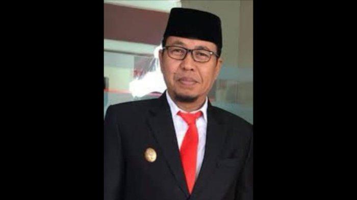 JABATAN: Mantan Wakil Bupati Halmahera Utara Muchlis Tapi Tapi. Warga bilang begini usai tahu ia belum kembalikan kendaraan dinas