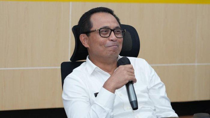 WARNING: Pj Sekprov Maluku Utara Abubakar Abdullah pada sebuah kesempatan belum lama ini. Di mana ia memberi peringatan tegas kepada 20 OPD yang belum berikan laporan keuangan T.A 2024