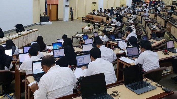 Sebanyak 1.401 Calon Pegawai Negeri Sipil (CPNS) lingkungan Kemendikbud tercatat mengikuti SKB, yang berlangsung 15 hingga 17 Desember 2018.