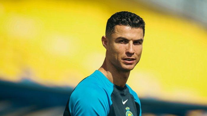 Cristiano Ronaldo saat sesi latihan Al Nassr