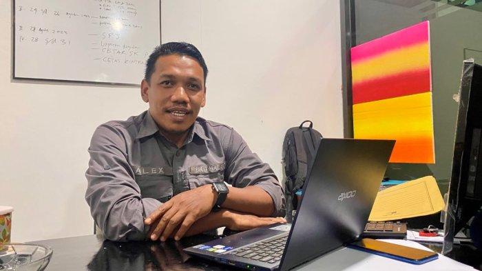 PPPK - Kepala Bidang Pengadaan ASN dan Penataan Jabatan Fungsional BKD Maluku Utara, Alex Tovano Rada. Ia menjelaskan soal pengumuman hasil seleksi PPPK tahap II tahun 2024, Minggu (29/6/2025).