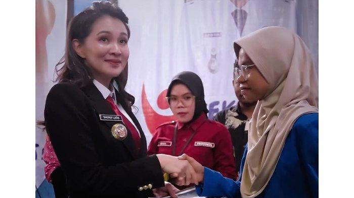 PENDIDIKAN GRATIS MALUT - Tangkapan layar pada video unggahan @s_tjo, Selasa (10/6/2025). Dalam unggahan tersebut Sherly Laos menegaskan bahwa mulai April 2025, Pemprov resmi menggratiskan komite SMA, SMK dan SLB melalui BOSDA, serta memutihkan iuran ijazah. Sherly Laos minta warga lapor padanya jika masih diminta membayar.