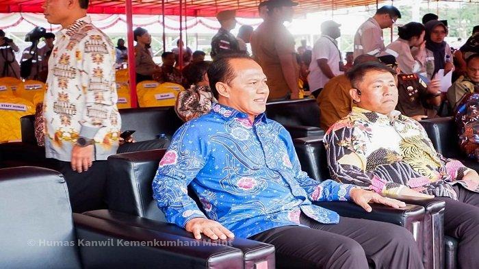 Kepala Kantor Wilayah (Kakanwil) Kemenkumham Maluku Utara M Adnan mendukung langkah PT. Indonesia Weda Bay Industrial Park (IWIP) dalam memberdayakan masyarakat (SDM) asli Maluku Utara serta konsistensinya memproduksi mineral yang ramah terhadap lingkungan.
