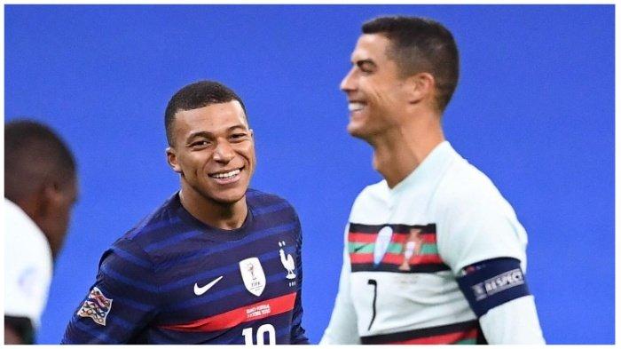 Kylian Mbappe dan Cristiano Ronaldo, dalam seragam tim nasional Prancis dan Portugal. Foto diunggah pada tahun 2020 silam.