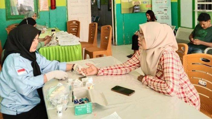 PROGRAM: Dinas Kesehatan Pulau Taliabu, Maluku Utara gelar medical checkup gratis yang berlangsung di Puskesmas Bobong, Senin (2/6/2025)