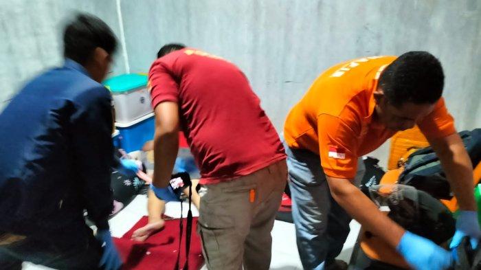 PENEMUAN MAYAT - Mayat pria asal Manado, Sulawesi Utara, ditemukan di indekos Kota Ternate, Maluku Utara. Pihak Kepolisian melakukan olah TKP di lokasi kejadian, Kamis (27/2/2025).