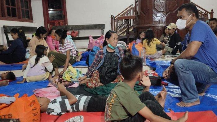 Pengungsi Erupsi Gunung Ibu Halmahera Barat, Maluku Utara bertambah