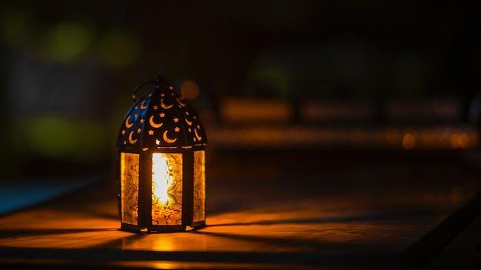 ILUSTRASI Bulan Ramadan