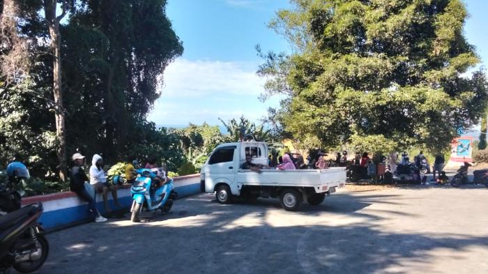 warga halut mengungsi mandiri usai ada potensi tsunami