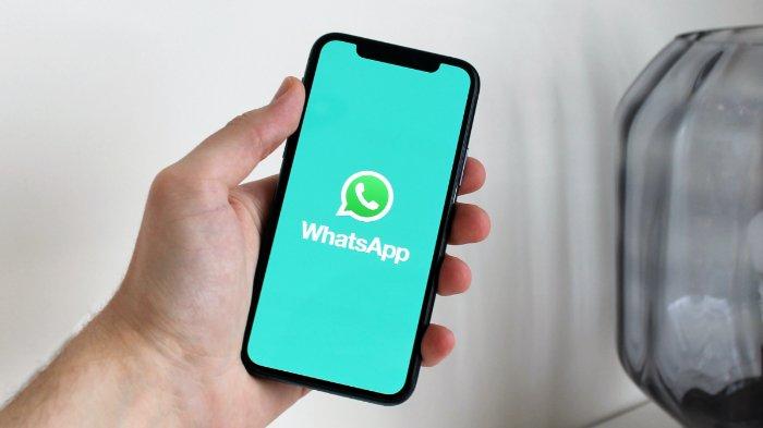 Aplikasi WhatsApp.