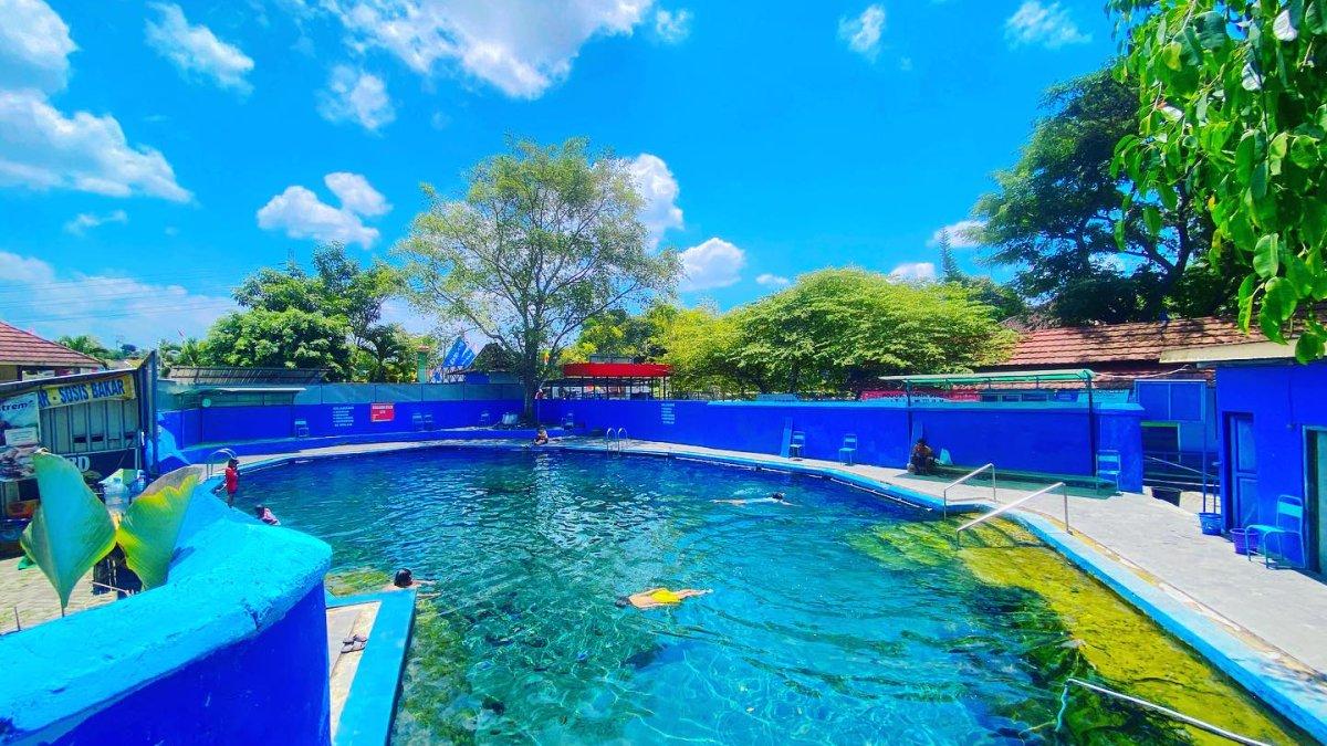 Ada beberapa pilihan kolam yang tersedia di Umbul Brintik Klaten. Mulai dari kolam anak-anak sampai dewasa.