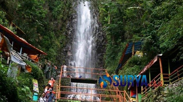 Kawasan Air Terjun Tirtosari di Sarangan, Kabupaten Magetan, Jawa Timur, menyimpan keindahan yang segar sekaligus menjanjikan, Selasa (22/12/2020).