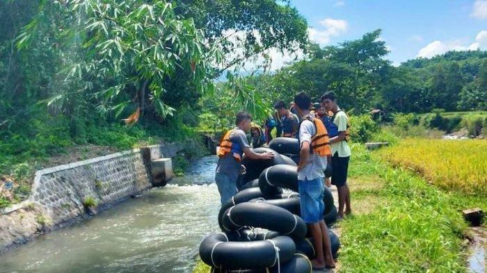 Aktivitas Tubing di Desa Wisata Brumbun