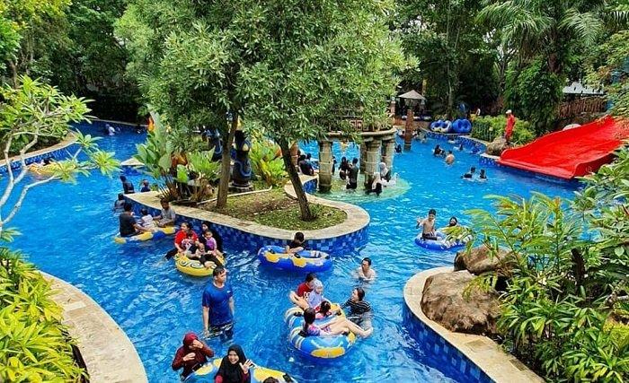 Amanzi Watepark, rekomendasi tempat wisata di Palembang yang menarik untuk dikunjungi.