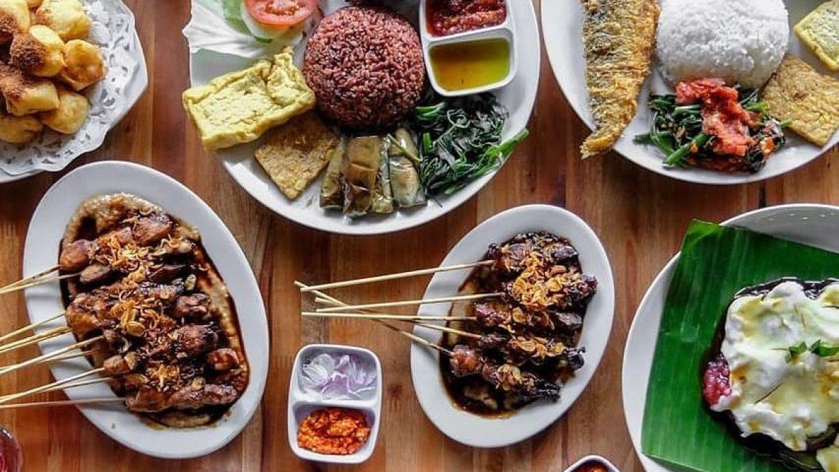 Amboja Bistro di Surabaya buat makan siang