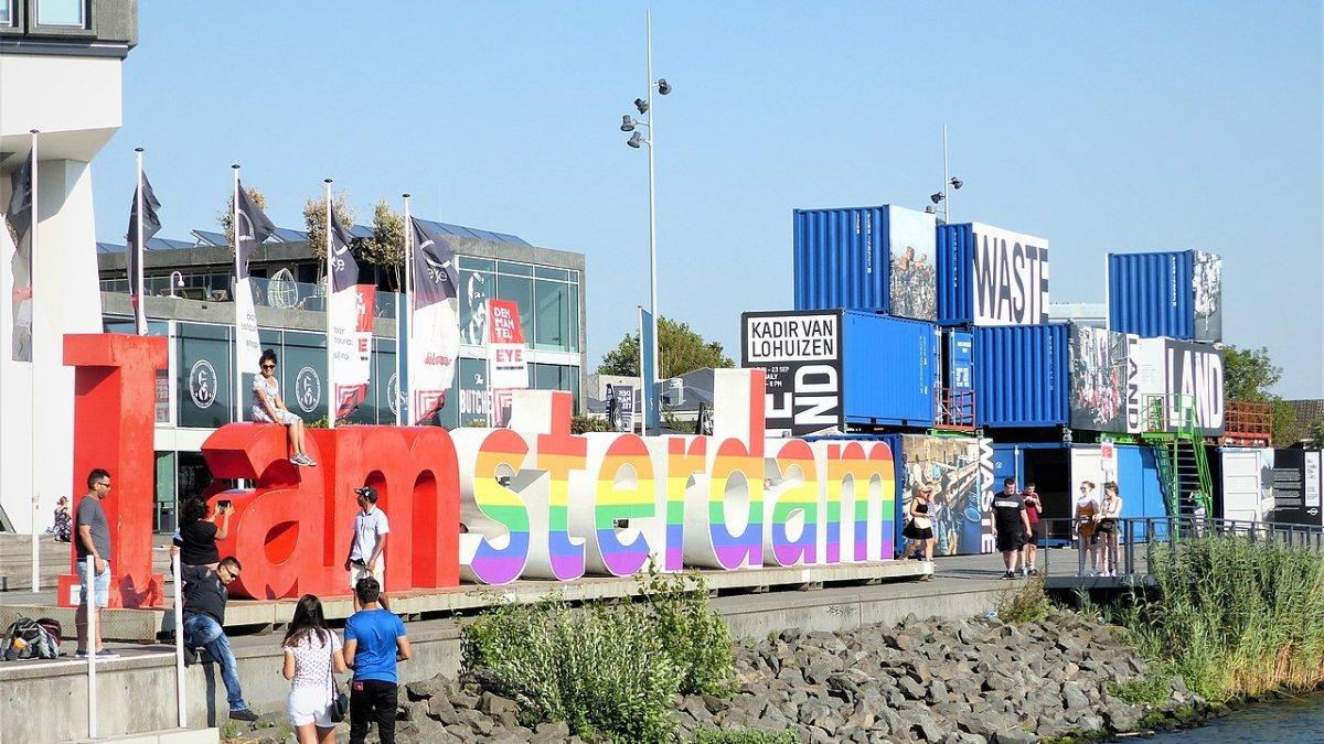Amsterdam Noord, satu tempat wisata di Amsterdam Belanda yang gratis buat kamu kunjungi.